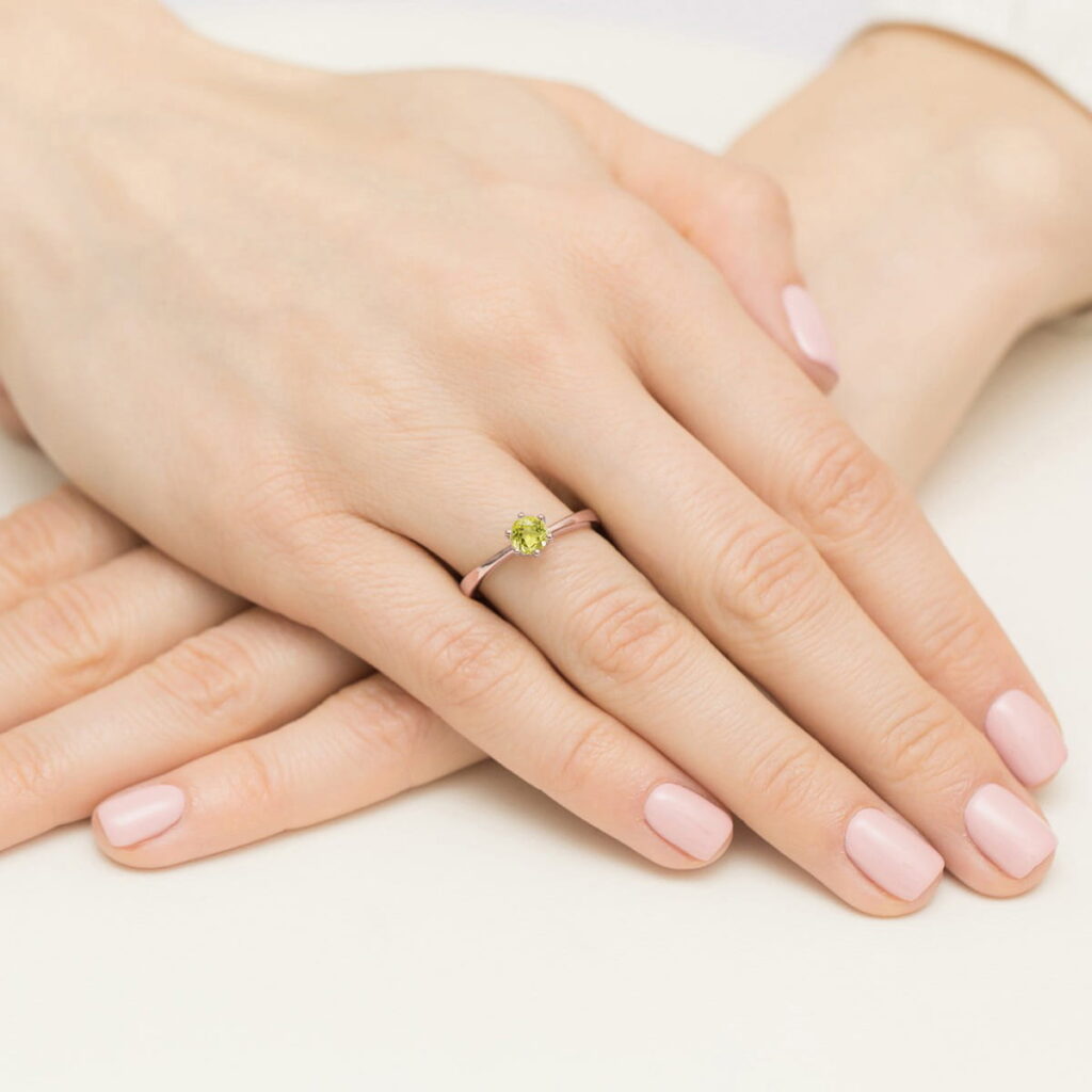 Pierścionek  oliwin 0,60ct - widok 4